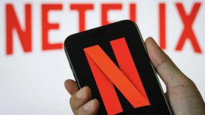 Съдят Netflix за шпиониране на деца