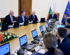 Радев разпредели ресорите на своите заместници 