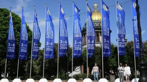 Няколко ранени при атаки с дронове срещу Санкт Петербург в навечерието на „руския Давос“