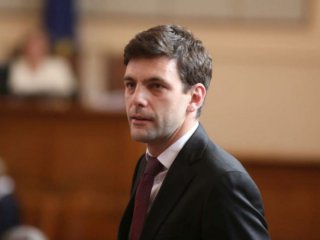 Свалиха за корупция имунитета на Никола Минчев