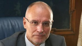 Предложеният бюджет показва задълбочаване, а не обръщане на негативната тенденция: Димитър Радев