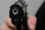 Мъж насочи пистолет срещу друг заради куче в Поморие