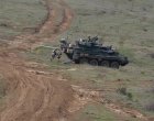 Депутатите подкрепиха увеличението на разходите за бойните машини Страйкър
