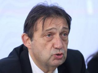   Мантинелите се оказаха по БДС, вече слагат нови, Шишков е излъгал за парите: Фактите    