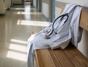Два дни преди секцио жена губи бебето си: Майчин дом – Варна и майката с различни версии