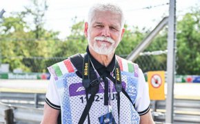 Президент стана спортен фоторепортер