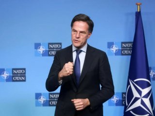 Радев и Рюте обсъдиха по телефона евентуален риск от агресивни действия на Иран