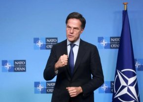 Радев и Рюте обсъдиха по телефона евентуален риск от агресивни действия на Иран