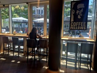ДА! Coffee Fellows/С.Стефано - от дърпано телешко до бисквити и Нутела