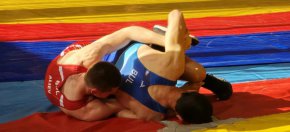   Борбата заобиколила санкциите срещу РФ с плащания в койни, проксита на Ганчев - на прокурар
