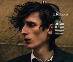 Thom Browne и Bose представиха луксозни слушалки, покрити с кашмир
