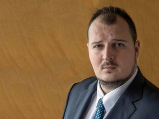  Дясната ръка на кмета Терзиев напусна Общината, 12-и зам. бяга