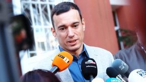  При €1,55 млрд. бюджет, СО иска дарения от инвеститори, за да дава разрешения за строителство  