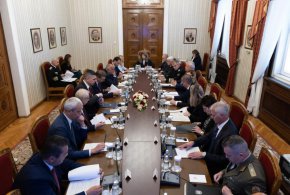 Текстът, изчетен на КСНС не бе подкрепен от 4 партии