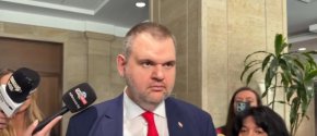 Пълно фиаско за Демерджиев: Пеевски