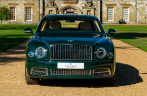 Продават Bentley на кралица Елизабет II за до 450 000 евро, колата има едва 9600 км пробег