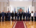 Йотова отличи трима военни пилоти и офицери за заслуги към отбраната на България