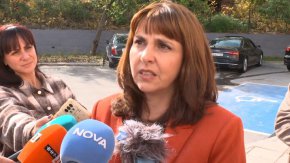 Социалният министър: Помощите при раждане скачат с над 56%, майчинството през втората година става 450 евро, а детските добавки растат с до 19%
