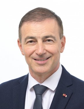 Андрей Ковачев към Радев: Европейският парламент не е чужда институция, отговорете на критиките с аргументи