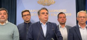 Когато поискаме помощ от нашите съюзници, те ще кажат "нали сме в заговор срещу вас": Ас. Василев