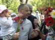 Сергей с дъщеря си на първомайски митинг