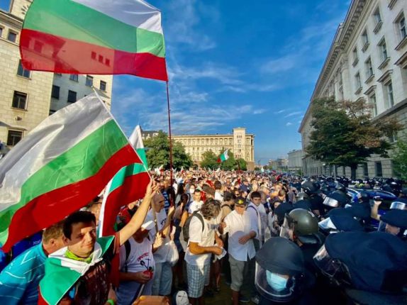 Велико народно въстание