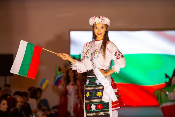Теди Мудева стана Мис Планет Талант в Грузия