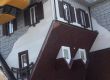   Представете си да се събудите в тази къща след пиянска нощ?